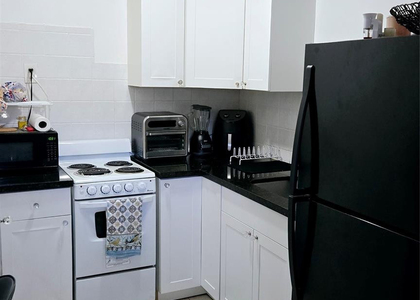 2213 Lincoln Street - Photo 1