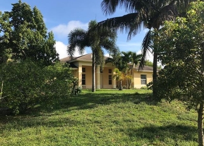17837 32nd Lane N - Photo 1