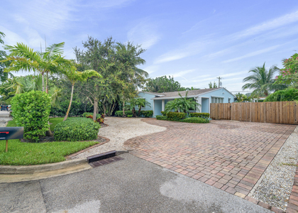 1601 S Palmway - Photo 1
