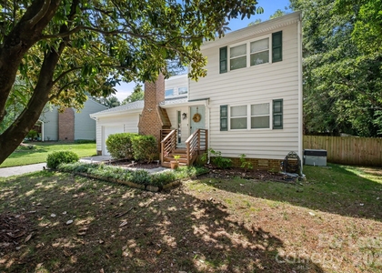 8211 Park Vista Circle - Photo 1