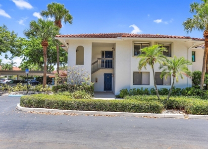 60 Pelican Pointe Drive - Photo 1