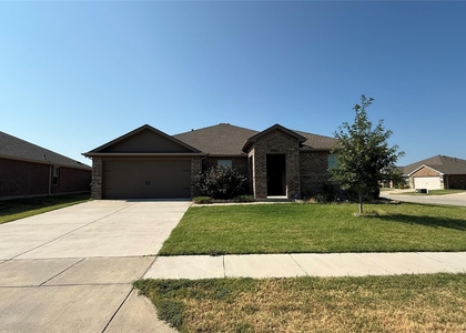 304 Duke Court - Photo 1