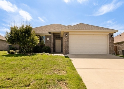 4009 Kensington Drive - Photo 1