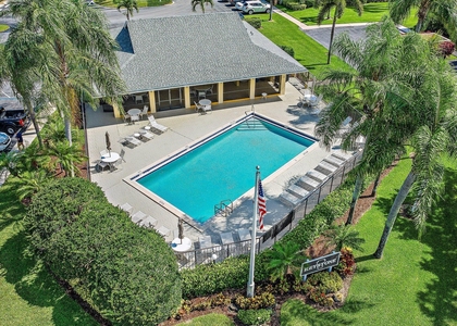 1002 Keystone Drive - Photo 1