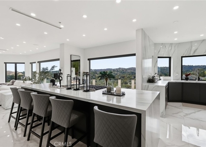 5252 Darro Road - Photo 1