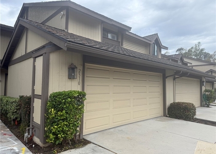 2310 Applewood - Photo 1