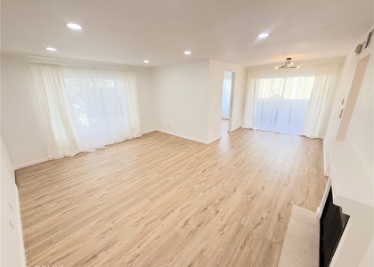 920 Alfred - Photo 1