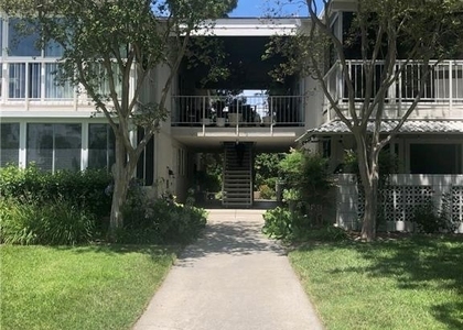 530 Via Estrada - Photo 1