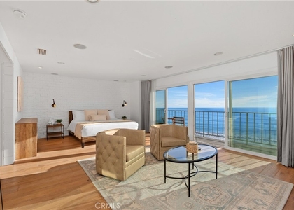 26026 Dana Bluff E W - Photo 1