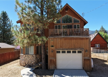 2104 2nd Lane - Photo 1