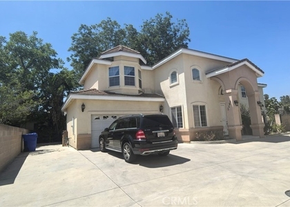 8943 Emperor Avenue - Photo 1