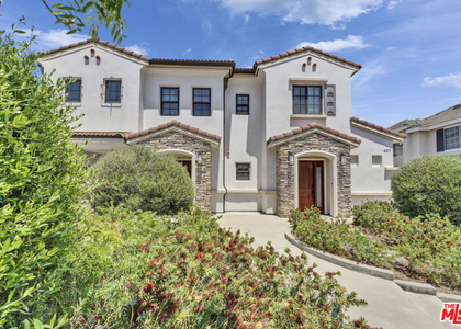 413 California Street - Photo 1