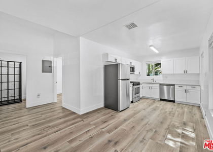 739 Westbourne Drive - Photo 1