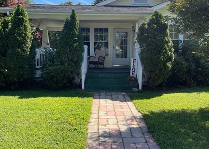 404 Livingstone Street - Photo 1