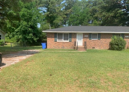 814 Varsity Drive - Photo 1