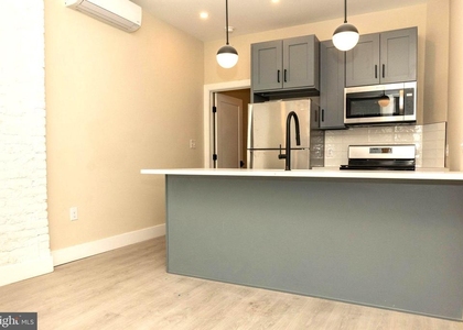 223 S 44th Street - Photo 1