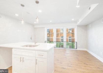 2304 N 9th Street - Photo 1