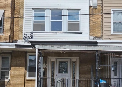 4723 Shelmire Avenue - Photo 1