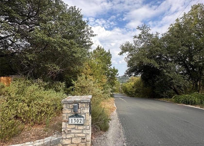 1302 Ridgecrest Dr - Photo 1