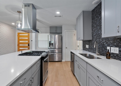 9107 Shepard Dr - Photo 1