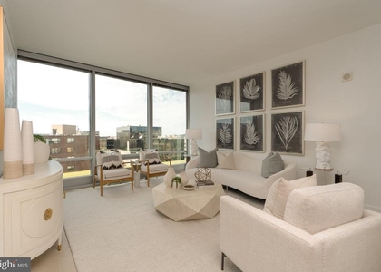 1111 24th Street Nw - Photo 1