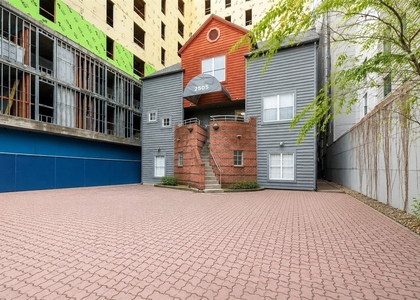 2505 Seton Ave - Photo 1