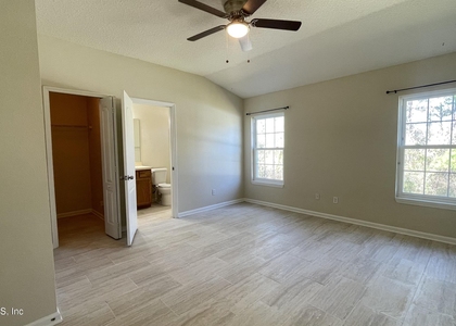1707 Biscayne Bay Circle - Photo 1