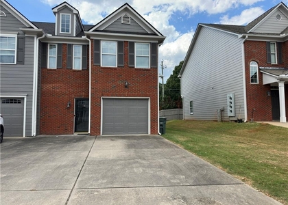 34 N Oaks Circle - Photo 1