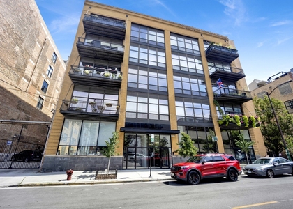 23 N Green Street - Photo 1