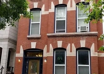 1470 W Huron Street - Photo 1