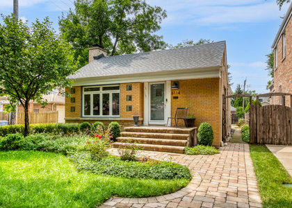 6114 N Lenox Avenue - Photo 1