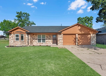 4318 Ponca Street - Photo 1