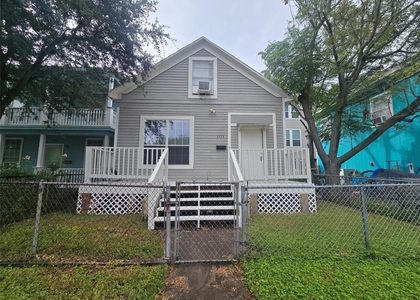 3523 Winnie Street - Photo 1