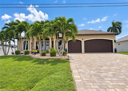 1320 Sw 31st Terrace - Photo 1