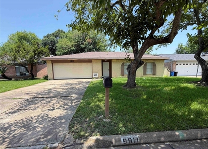 9911 Cardinal Street - Photo 1
