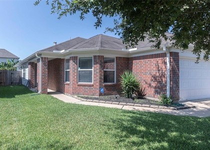 5027 Lamppost Hill Court - Photo 1