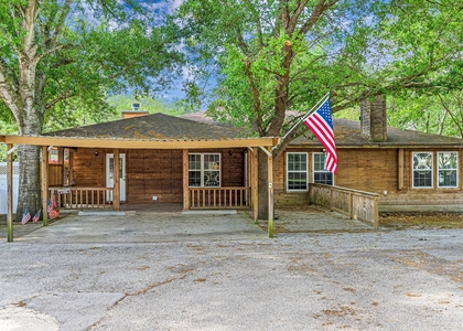 18718 Vickers Road - Photo 1
