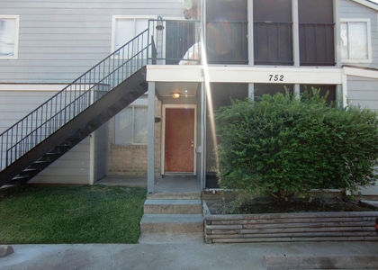 752 Memorial Mews Street - Photo 1