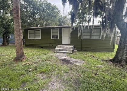 332 Palm Avenue - Photo 1