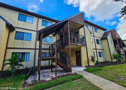 7821 Maplewood Drive - Photo 1