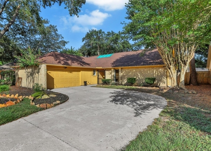 22627 Indian Ridge Drive - Photo 1