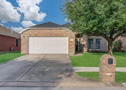 4506 Knights Court - Photo 1