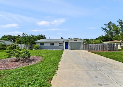 271 Nw 35th Street - Photo 1