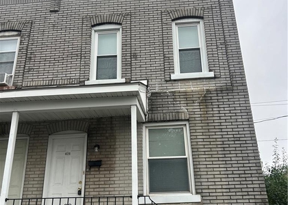 431 Maple Street - Photo 1