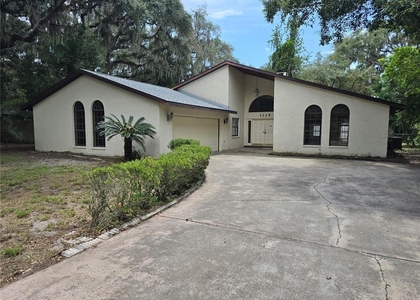 1115 Old Polk City Road - Photo 1