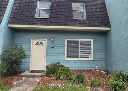 501 Sw 75th Street - Photo 1
