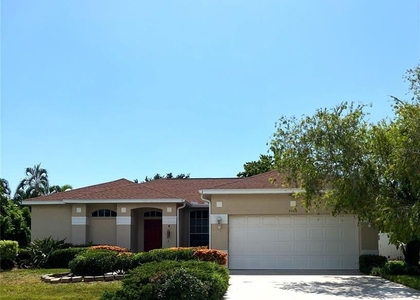 5006 45th Street W - Photo 1