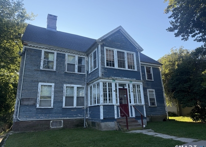 400 Main Street - Photo 1