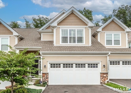 18 Hunting Ridge Lane - Photo 1