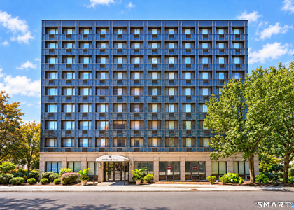 300 Broad Street - Photo 1